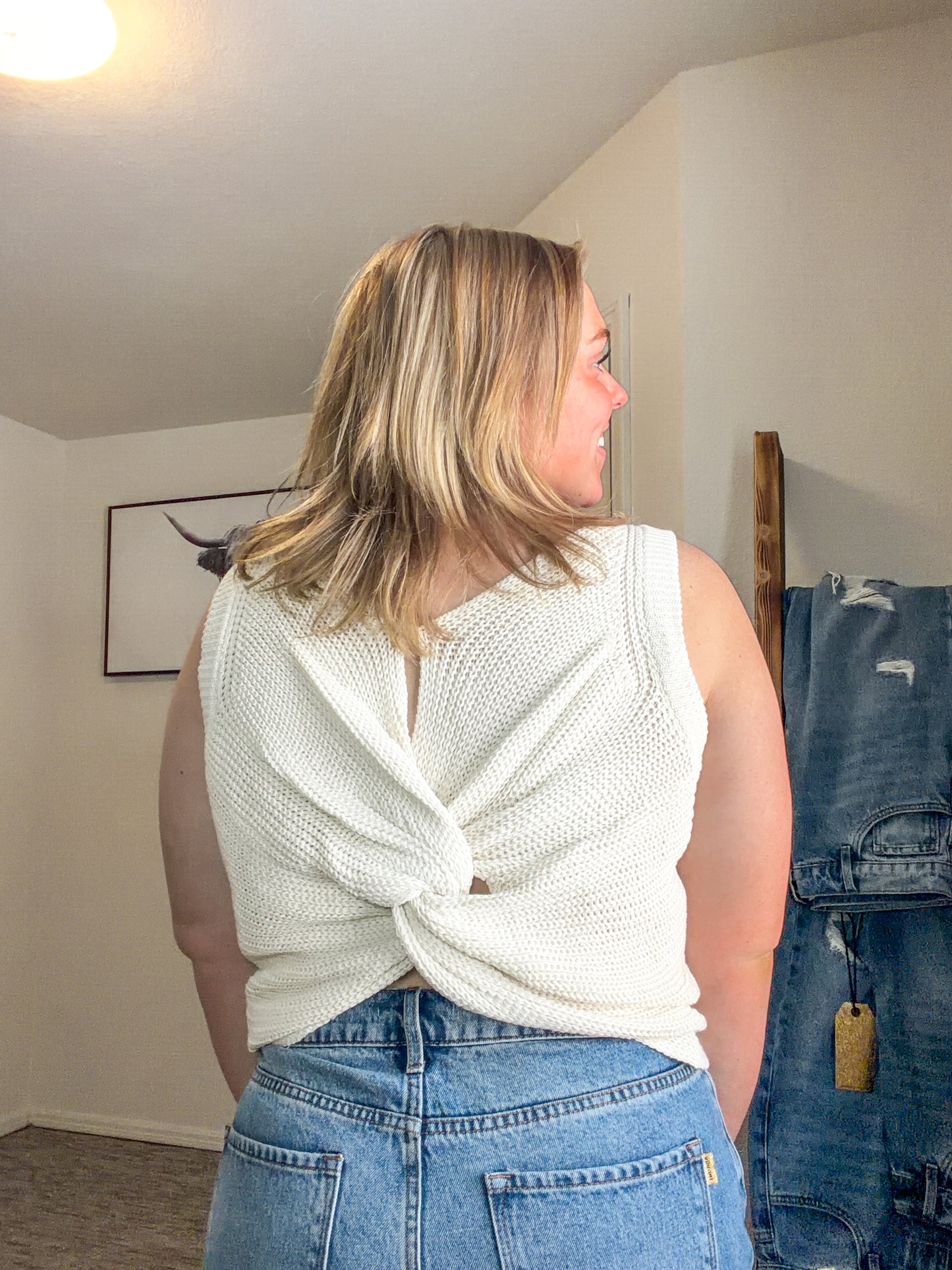 Knot And Neutral Top