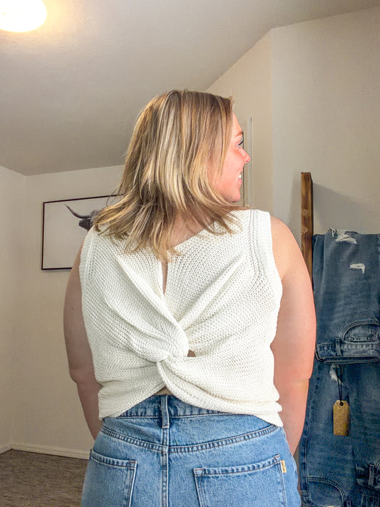 Knot And Neutral Top