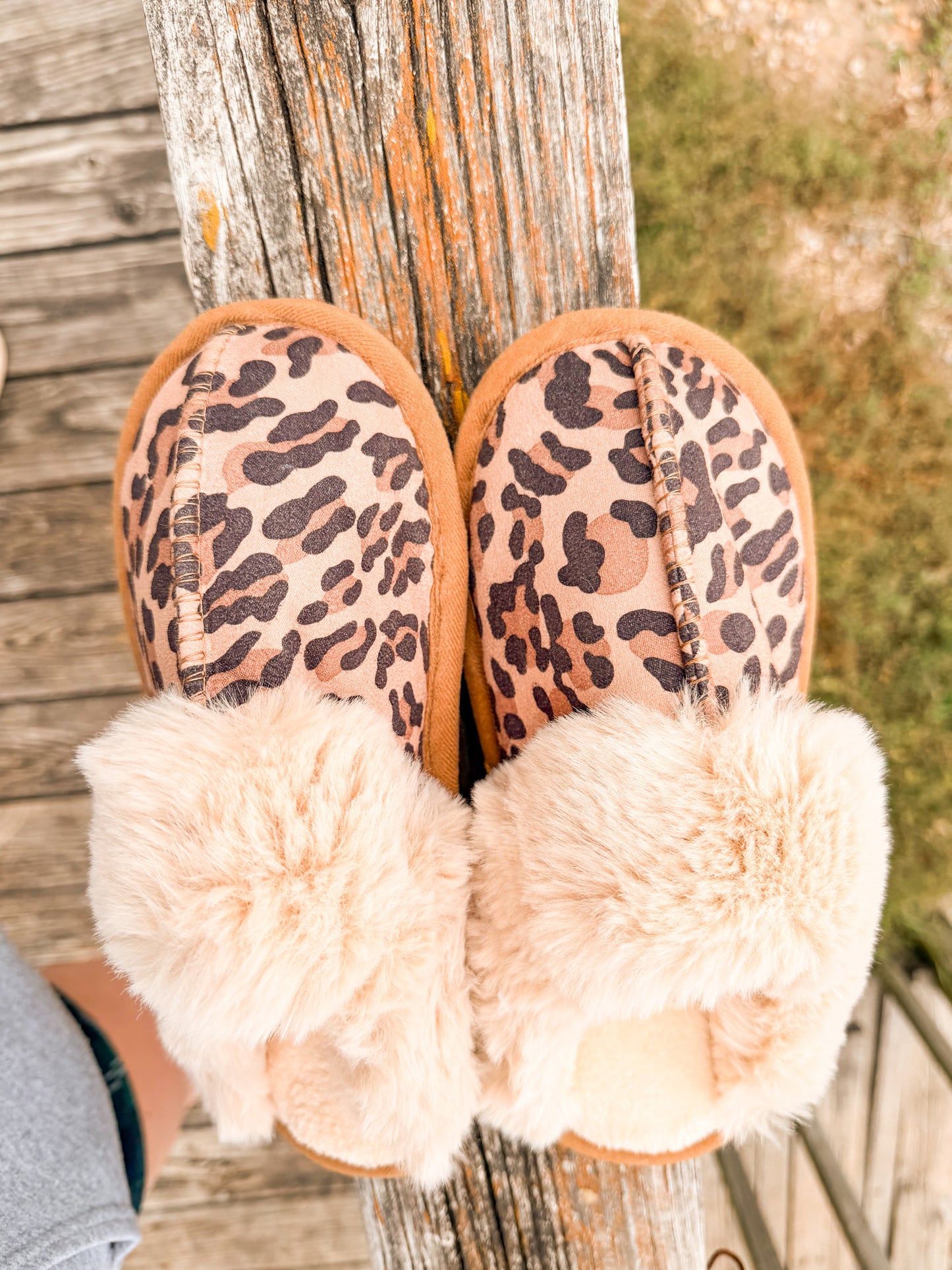 Willow Creek Slippers